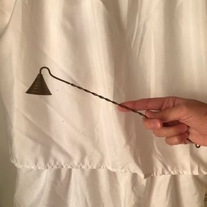 Candle snuffer - dainty and cute!!